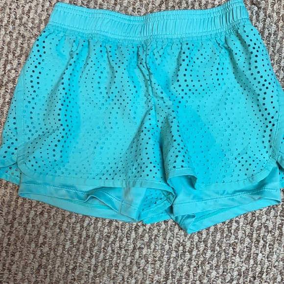 Champion athletic shorts, size 10/12 - Picture 5 of 5